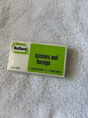 Vintage Bullard First Aid Unit R-8ST Scissors and Forceps Kit